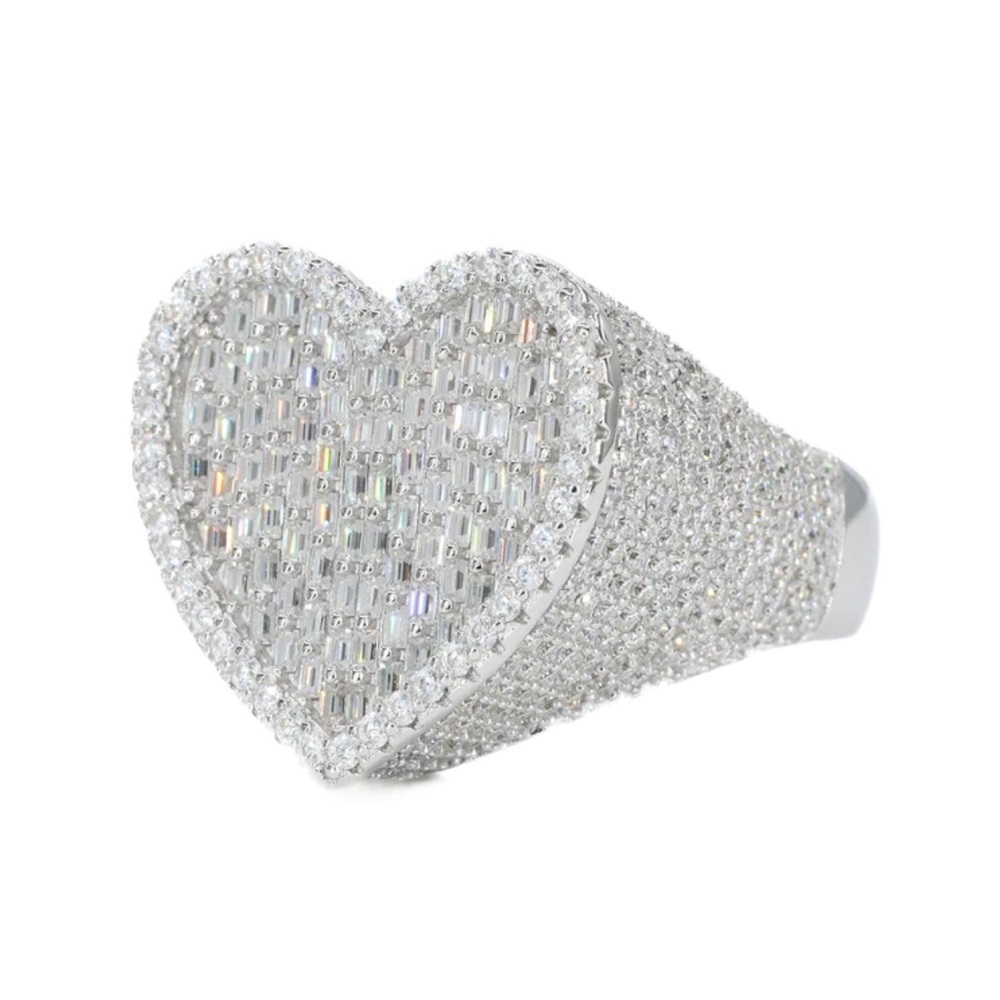 Baguette Heart VVS Moissanite Diamond Ring
